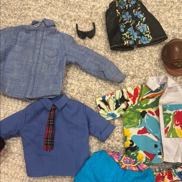 Vintage Ken dolls, clothing and accessories - Picture 3 of 8